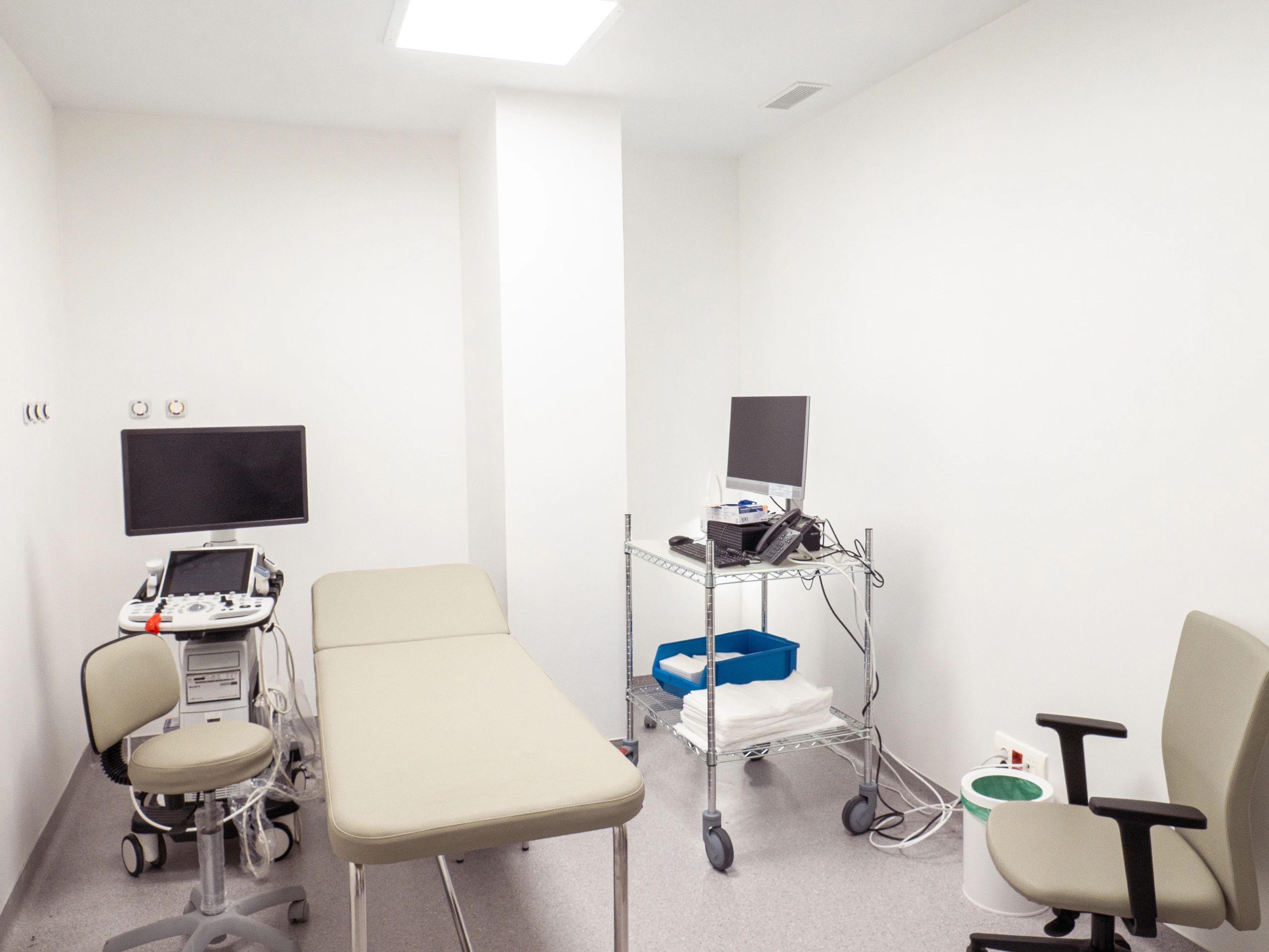 Women’s imaging consultation room